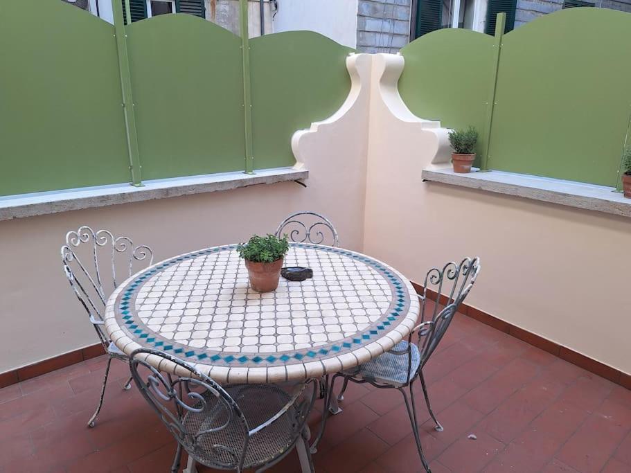 Il Talismano-In Citta -Vicino Al Mare Savona Exterior foto